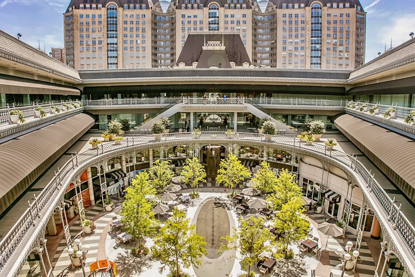 Hotel Crescent Court