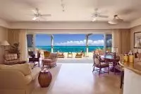 Thumbnail Grace Bay Club