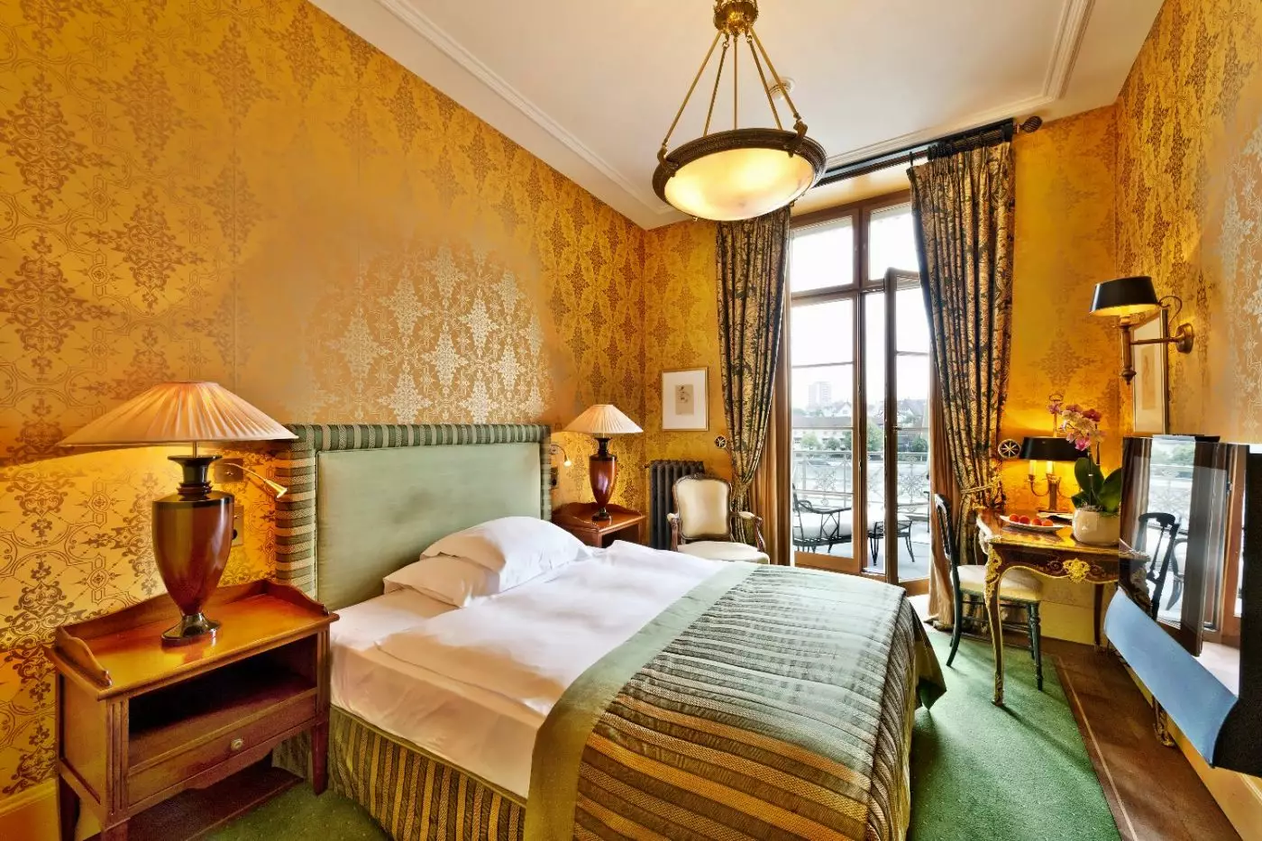 Grand Hotel Les Trois Rois Basel