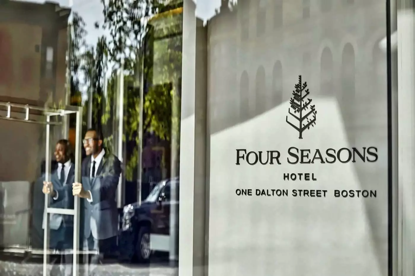 Four Seasons Hotel One Dalton Street Boston