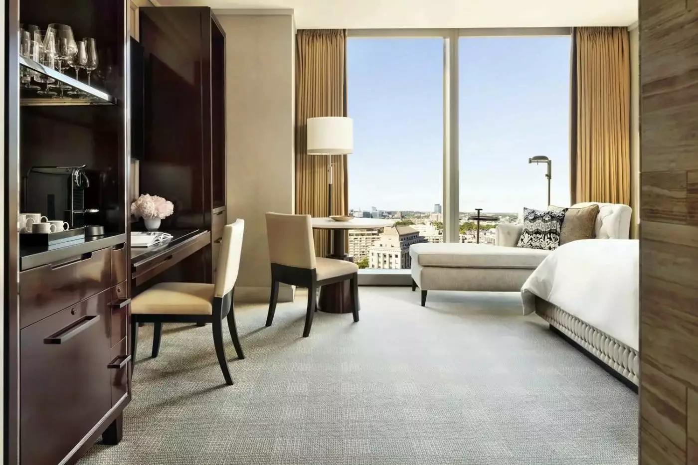 Four Seasons Hotel One Dalton Street Boston