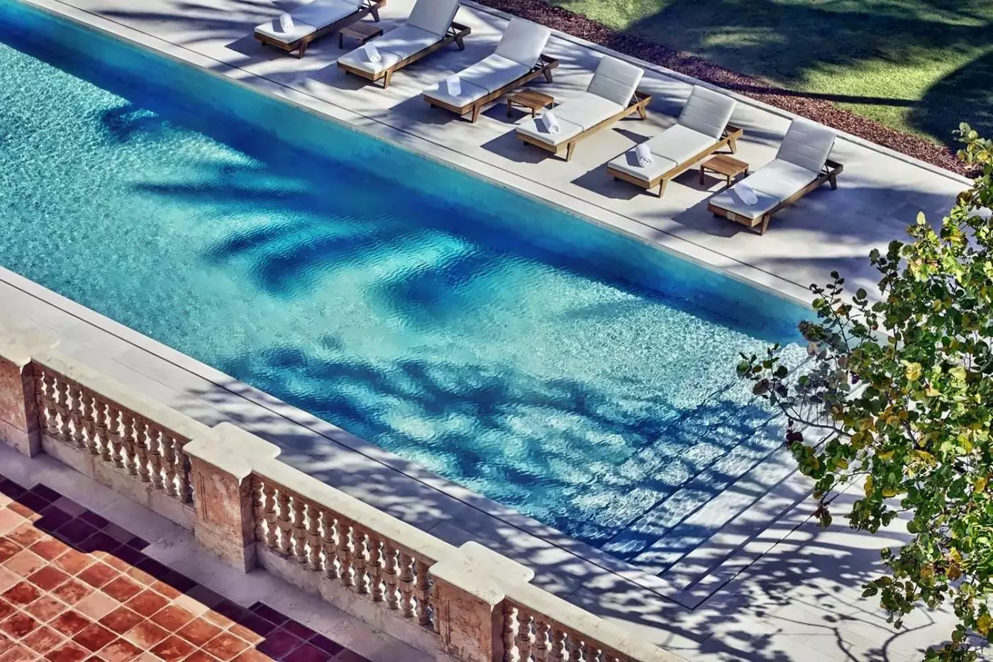Four Seasons Hotel at The Surf Club