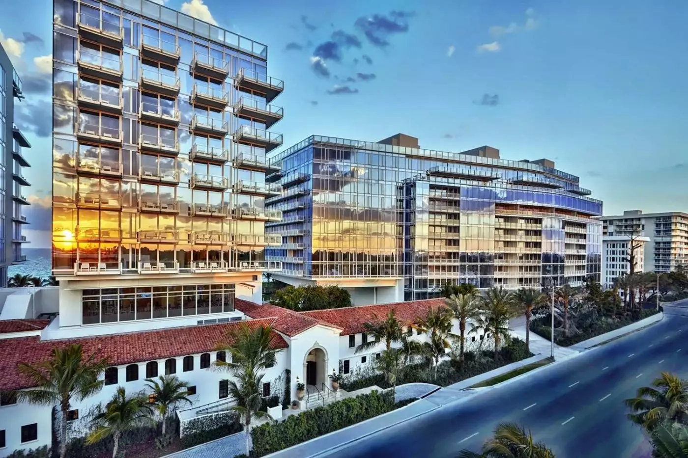Four Seasons Hotel at The Surf Club