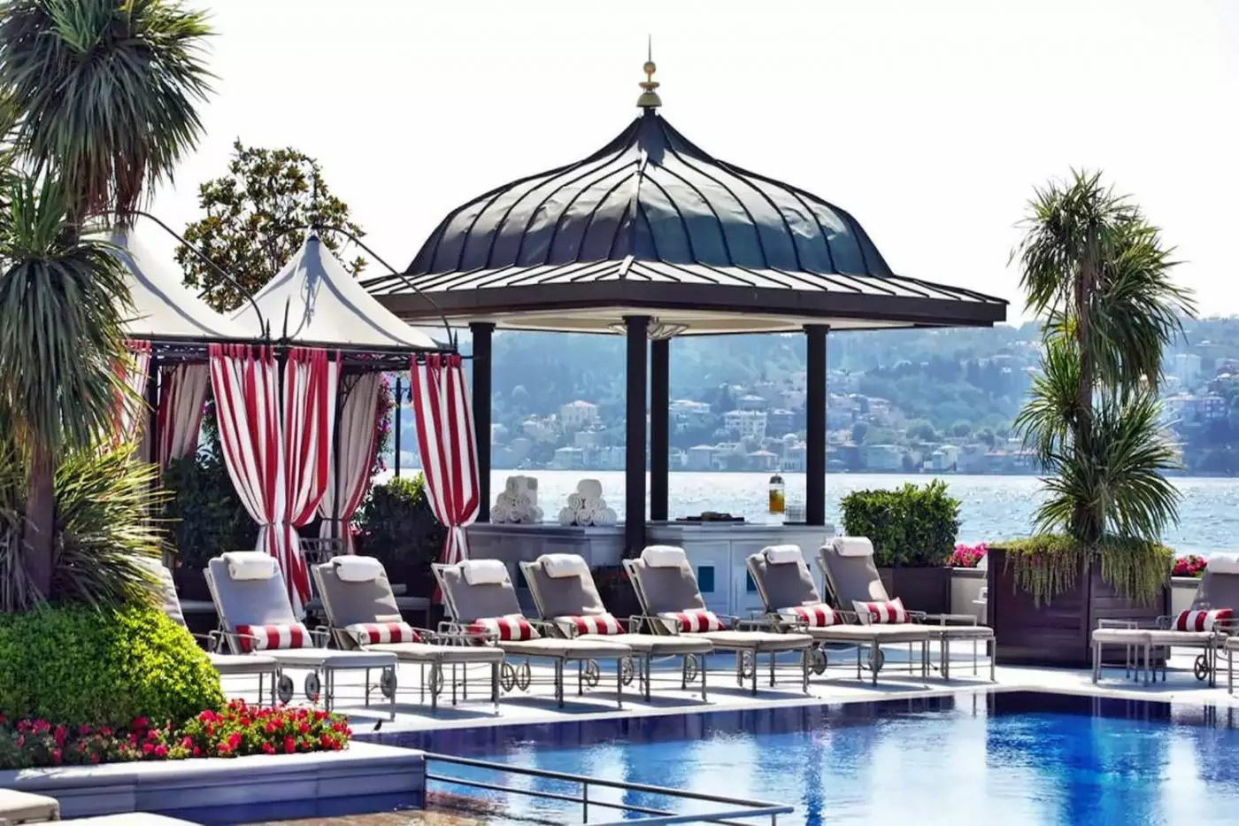 Four Seasons Hotel Istanbul at the Bosphorus
