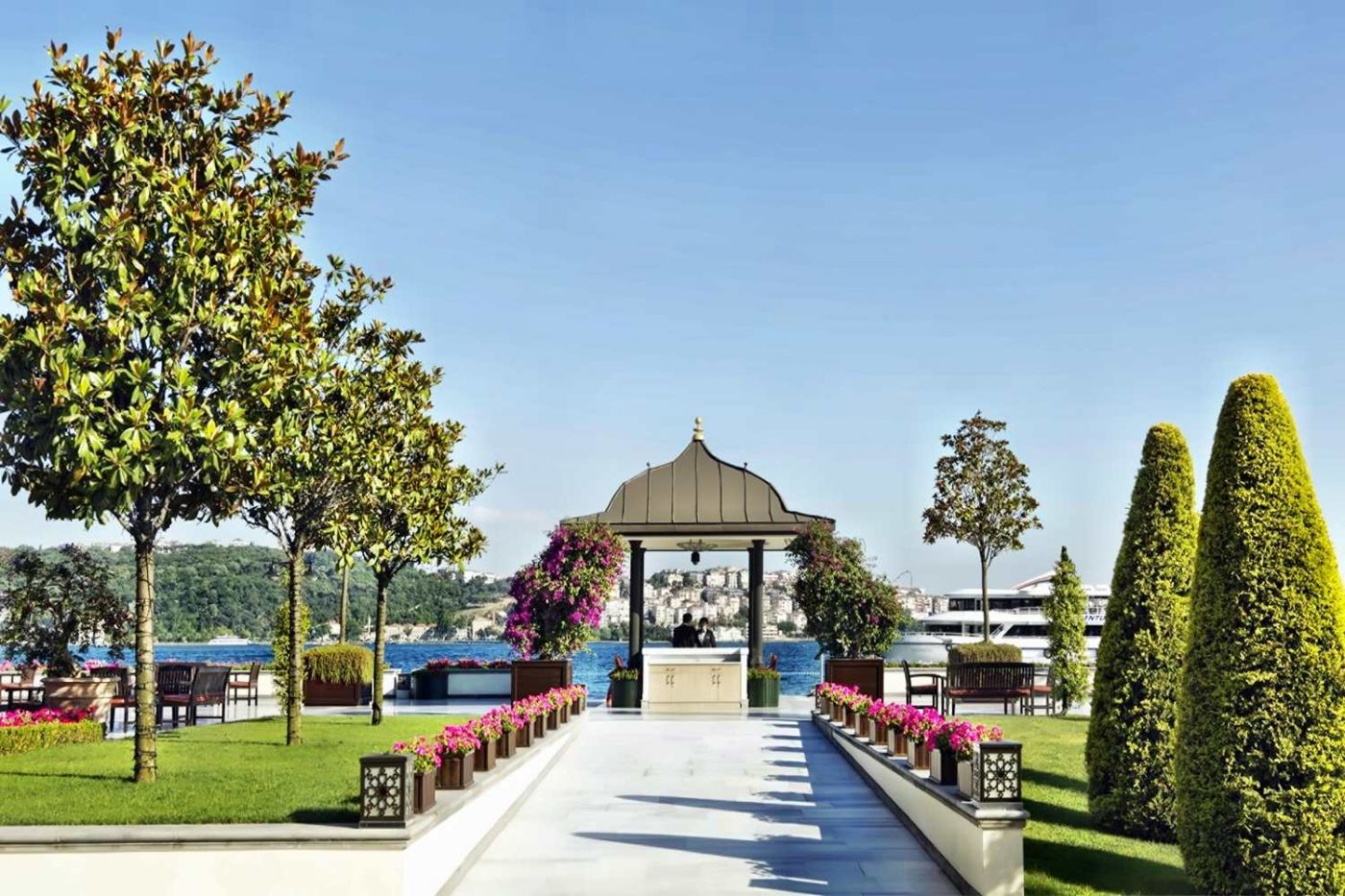 Four Seasons Hotel Istanbul at the Bosphorus