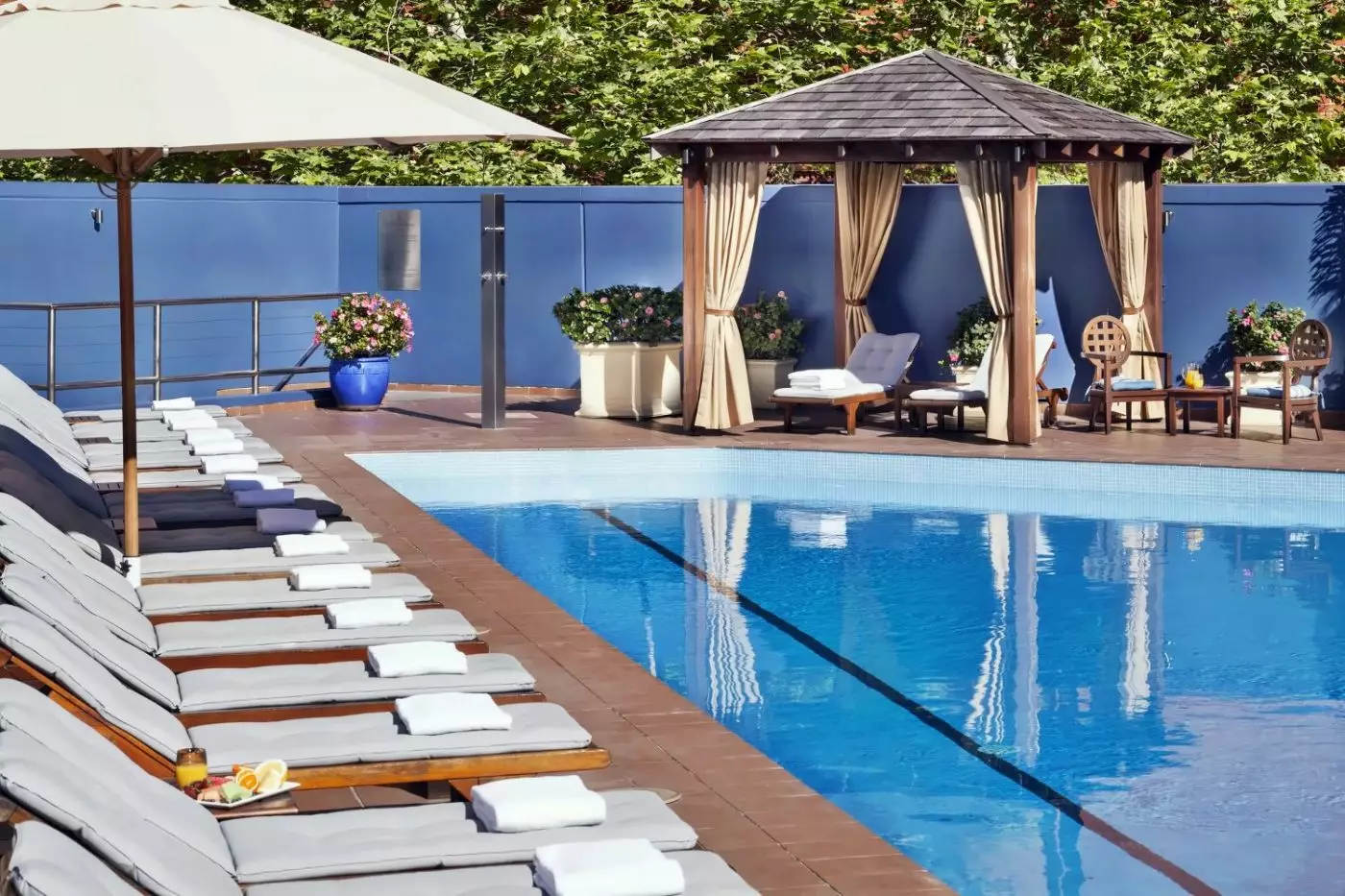 Four Seasons Hotel Sydney