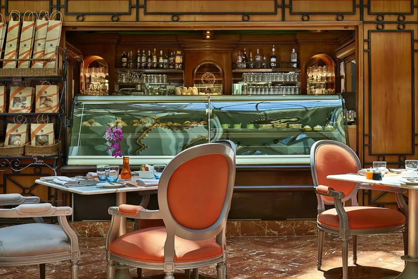 Four Seasons Hotel Cairo at The First Residence