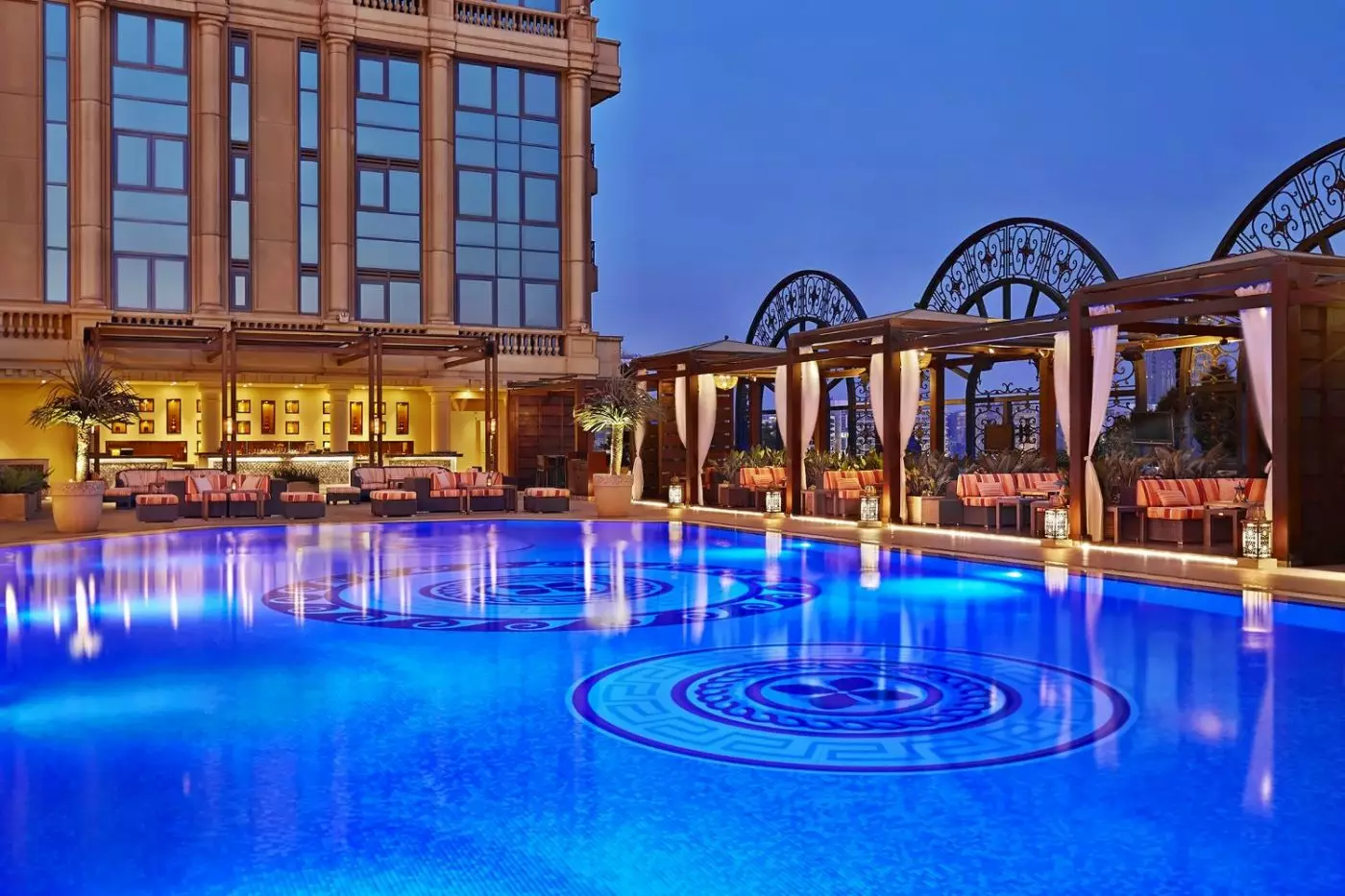Four Seasons Hotel Cairo at The First Residence
