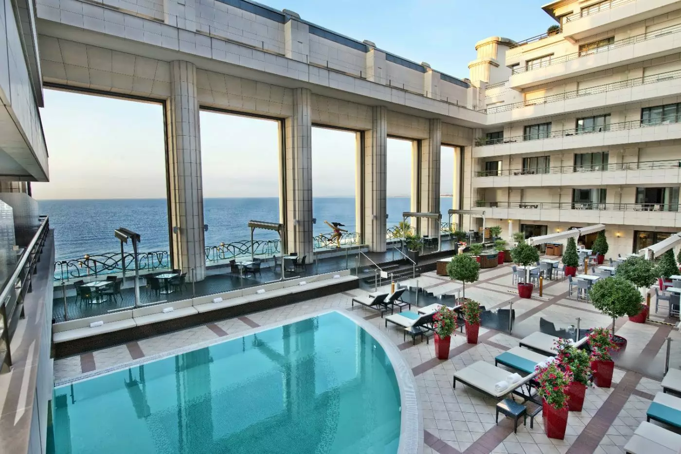 Hotel Palais de la Mediterranee