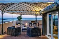 Thumbnail Hotel Plaza e de Russie
