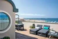 Thumbnail Hotel Plaza e de Russie