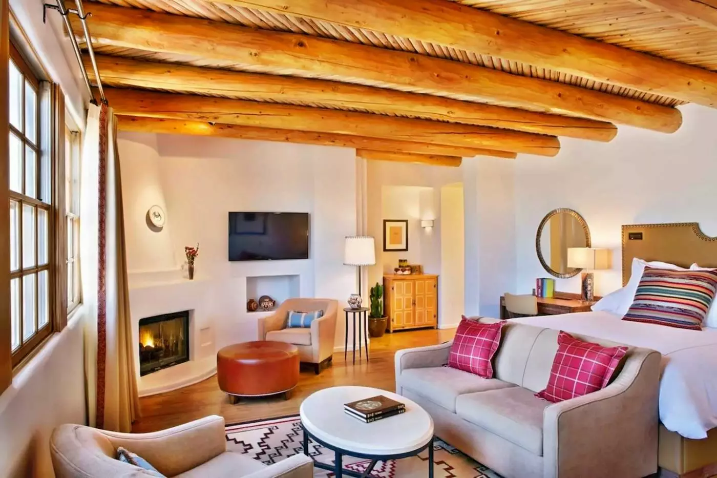Rosewood Inn of the Anasazi
