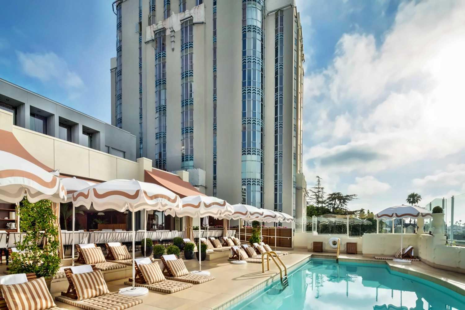 Sunset Tower Hotel