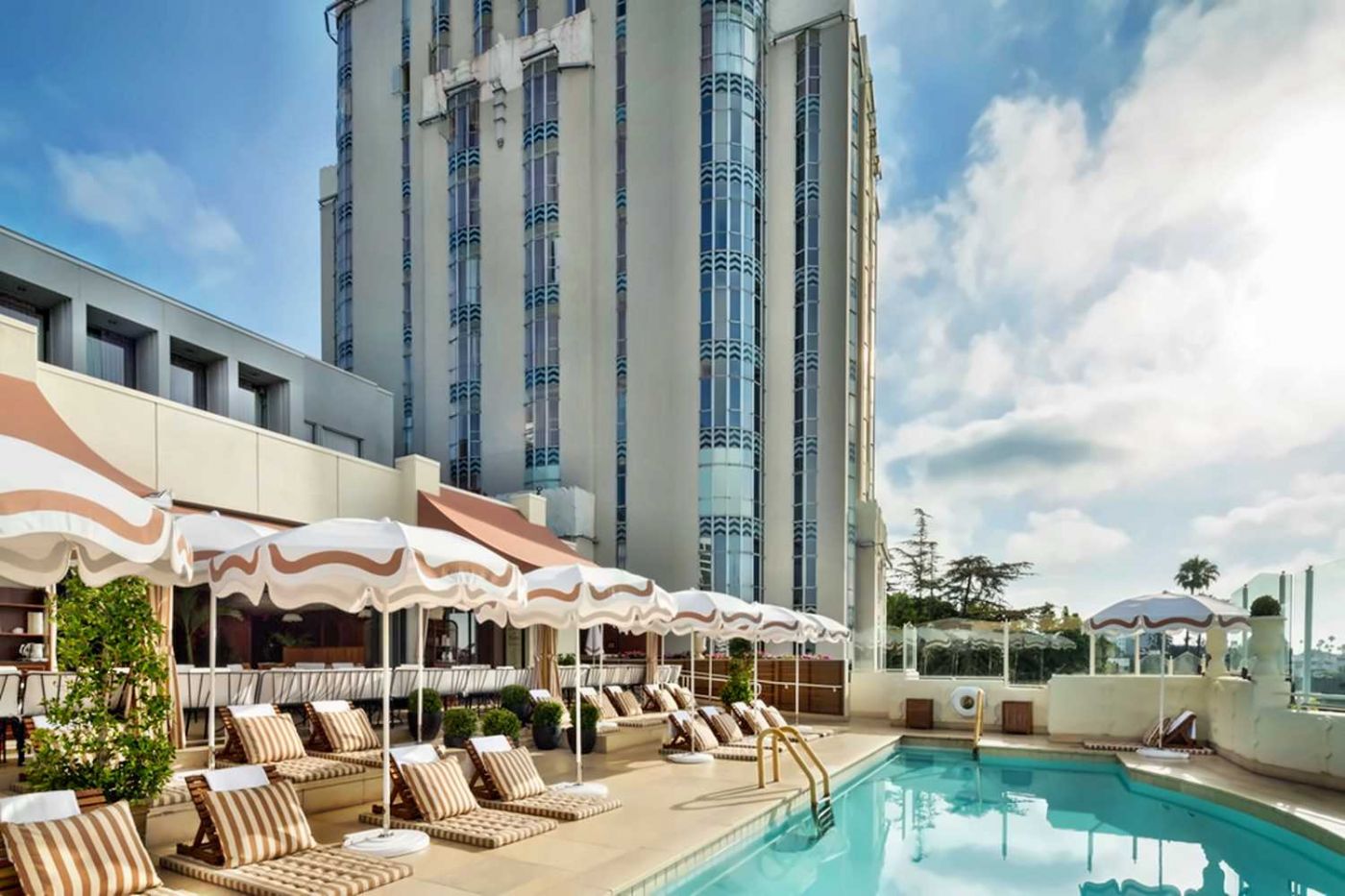 Sunset Tower Hotel