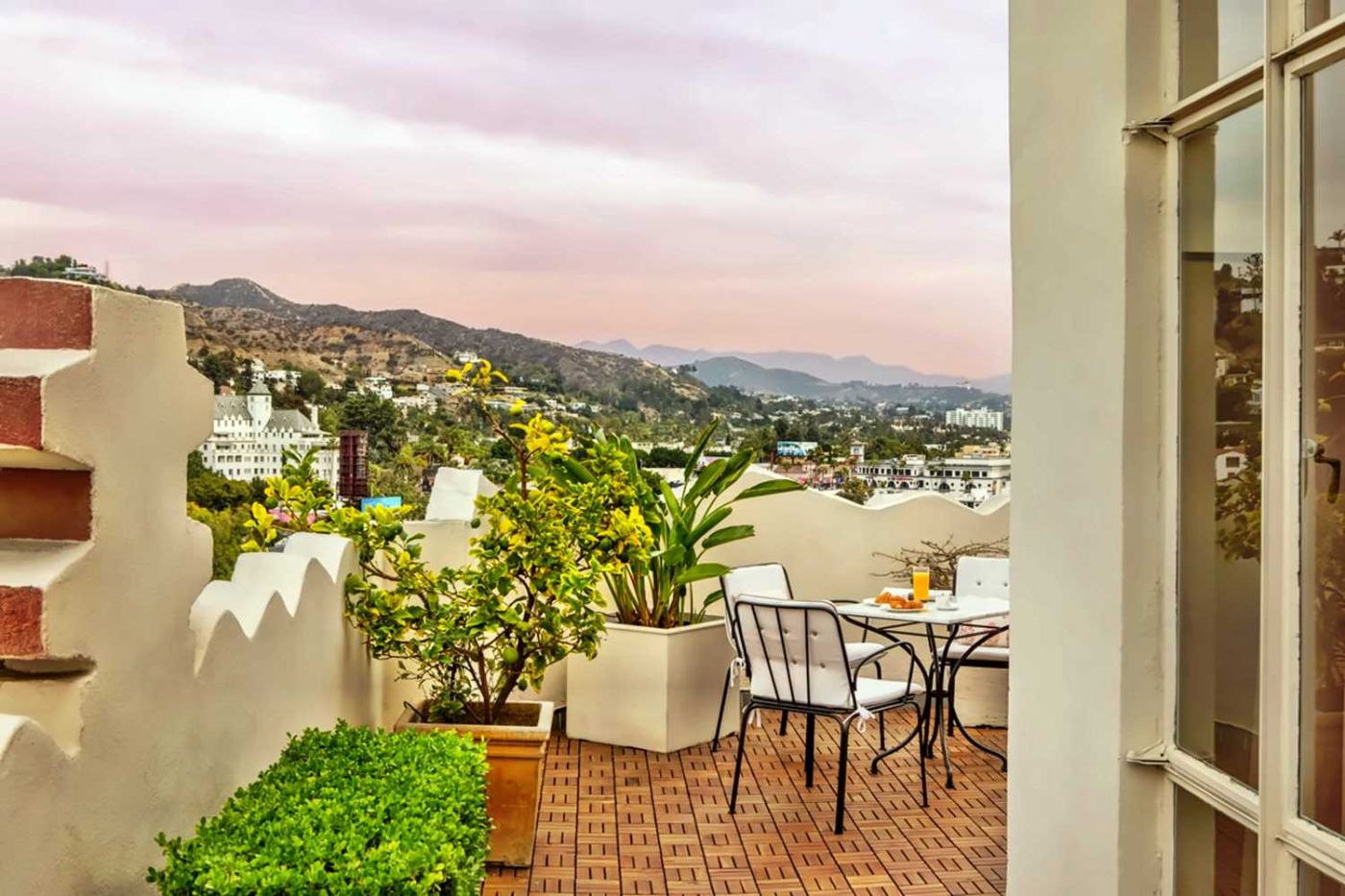 Sunset Tower Hotel
