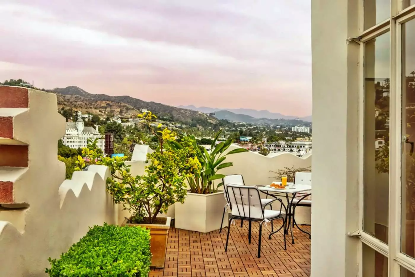 Sunset Tower Hotel