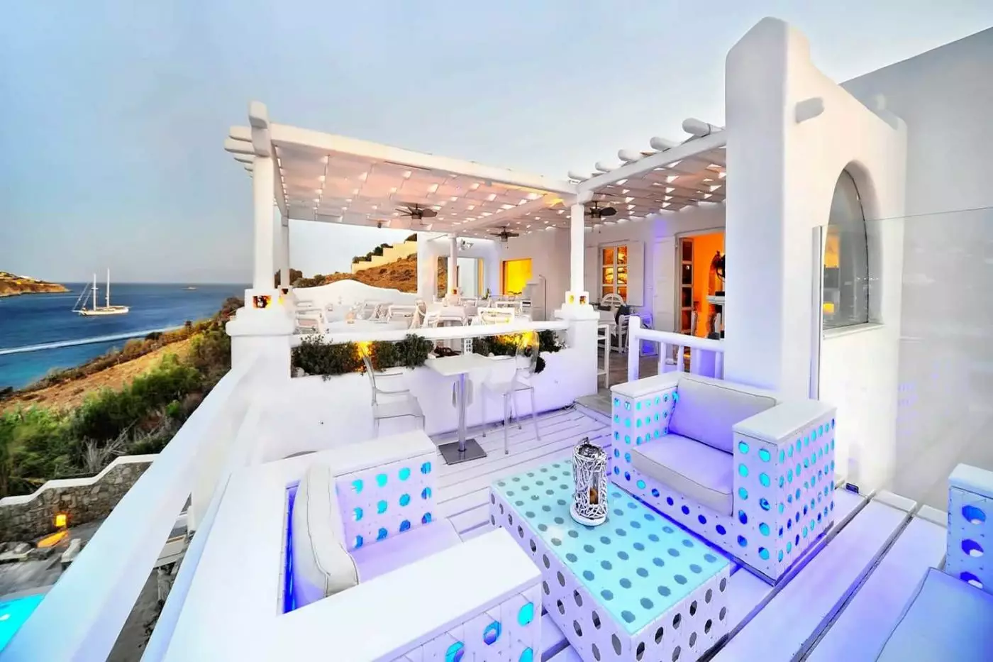 Kivotos Mykonos