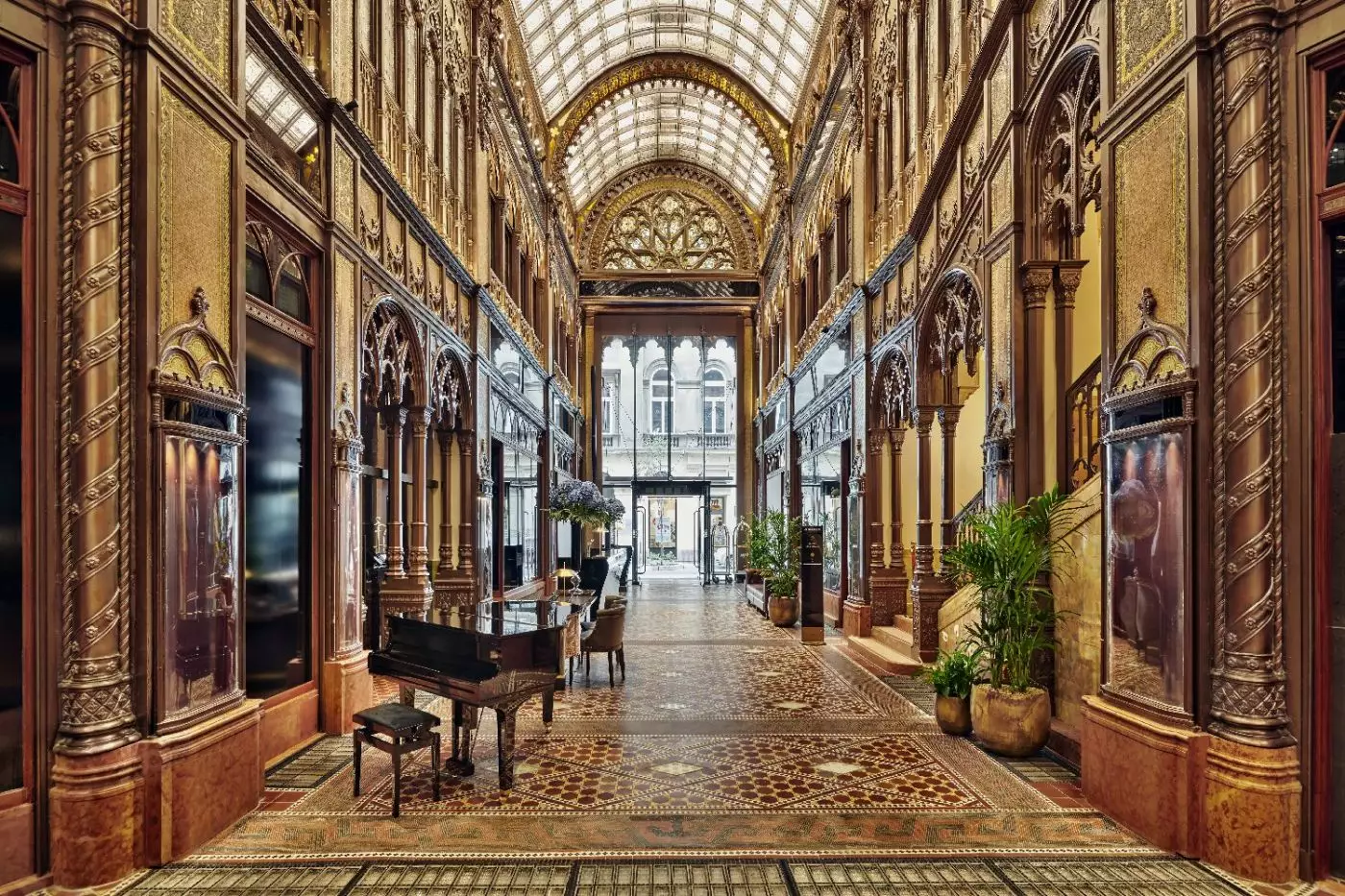 Parisi Udvar Hotel Budapest