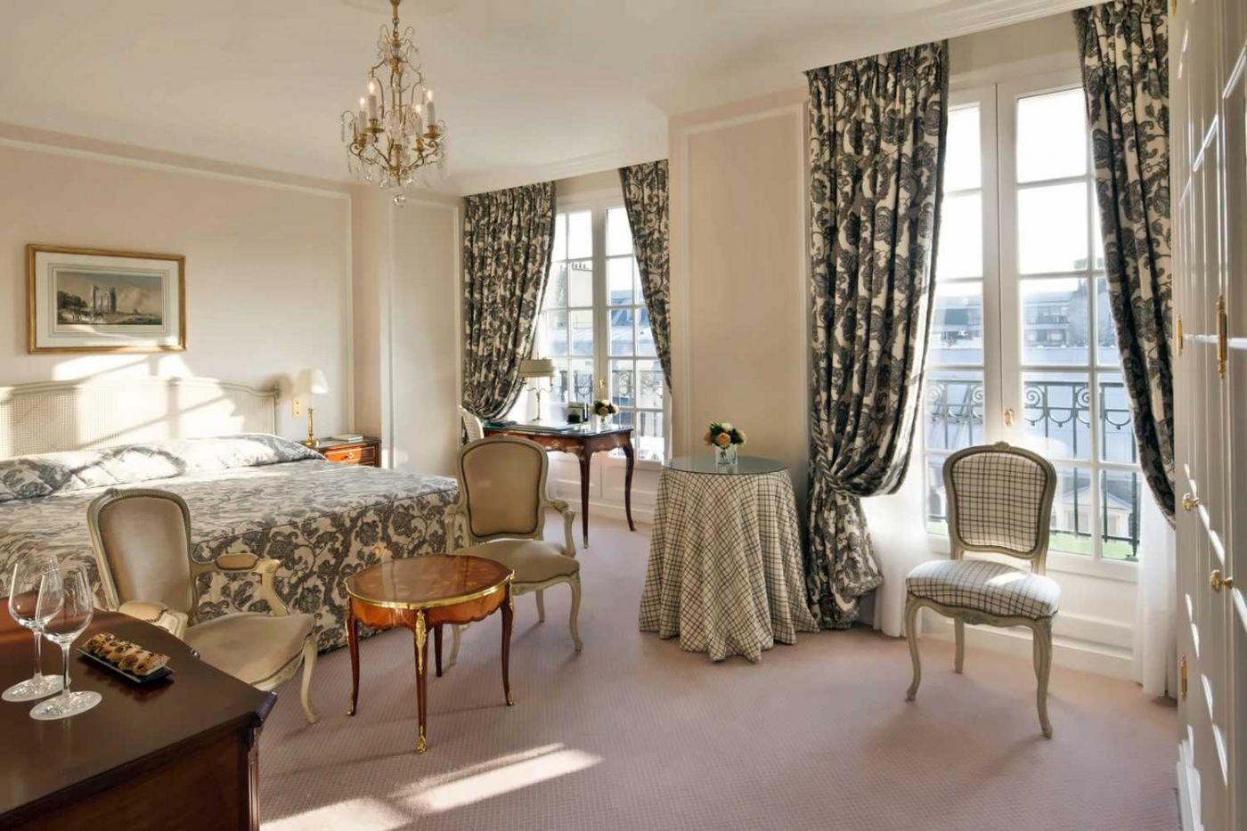 Le Bristol Paris