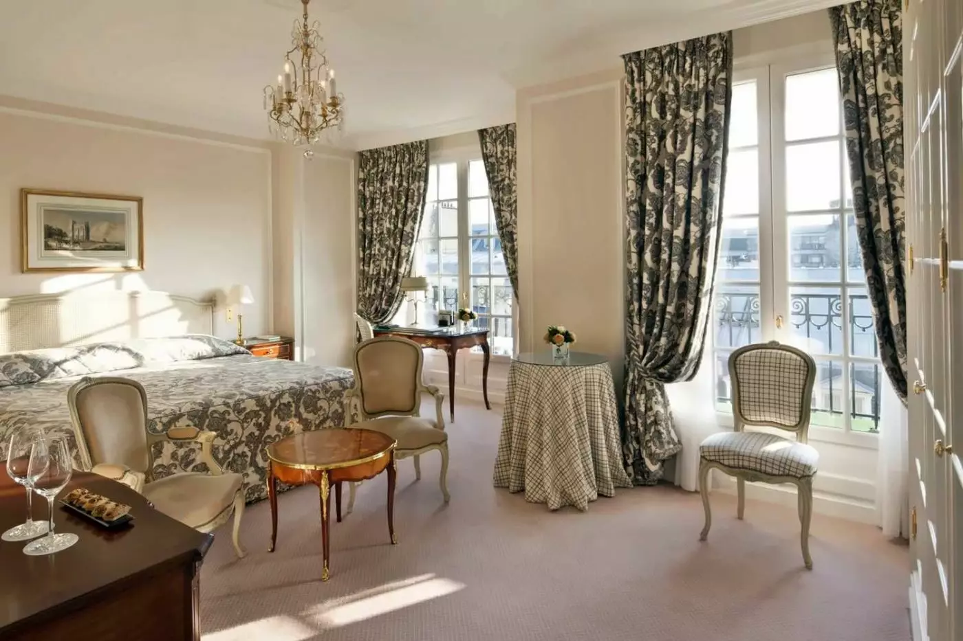Le Bristol Paris