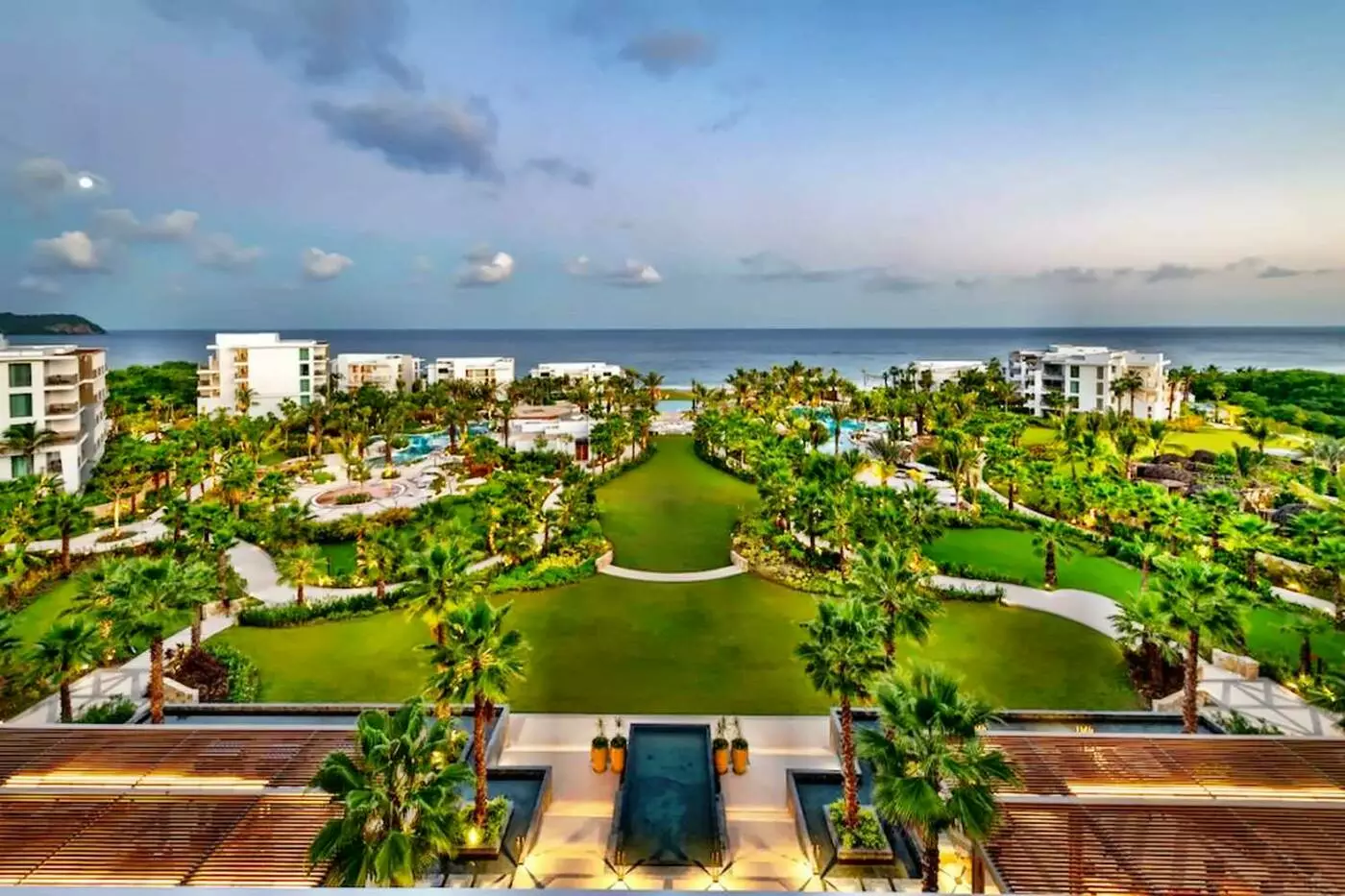 Conrad Punta de Mita