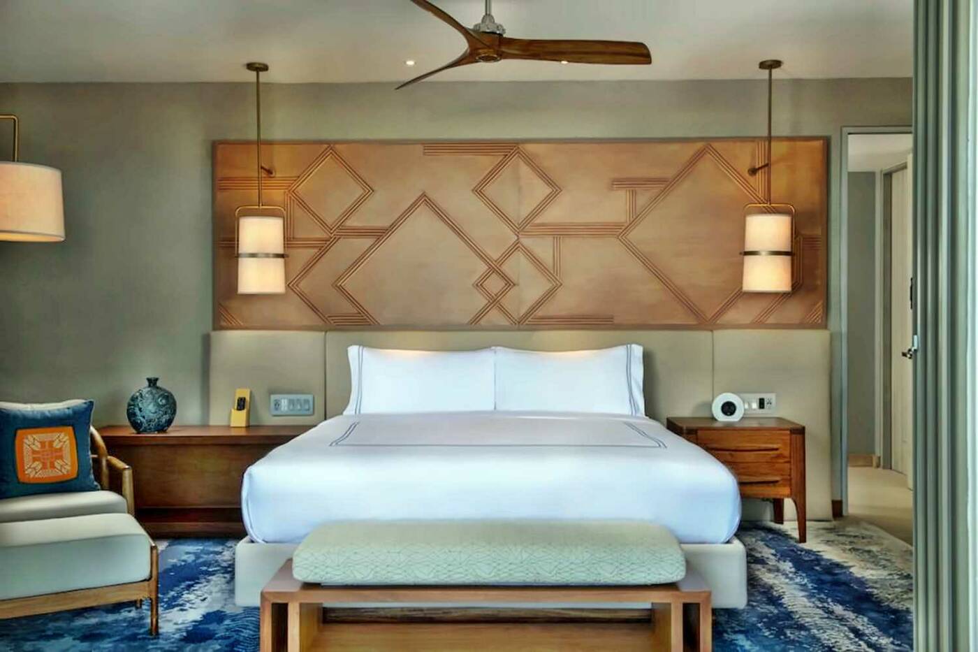 Conrad Punta de Mita