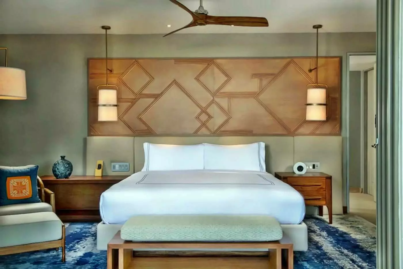 Conrad Punta de Mita