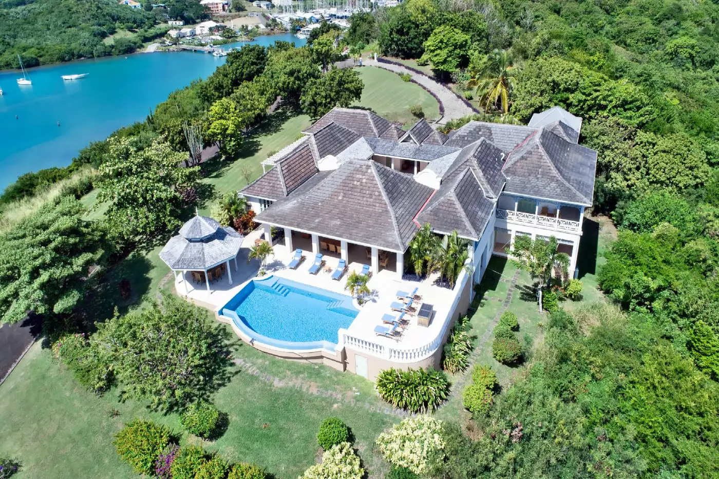 Calabash Luxury Boutique Hotel