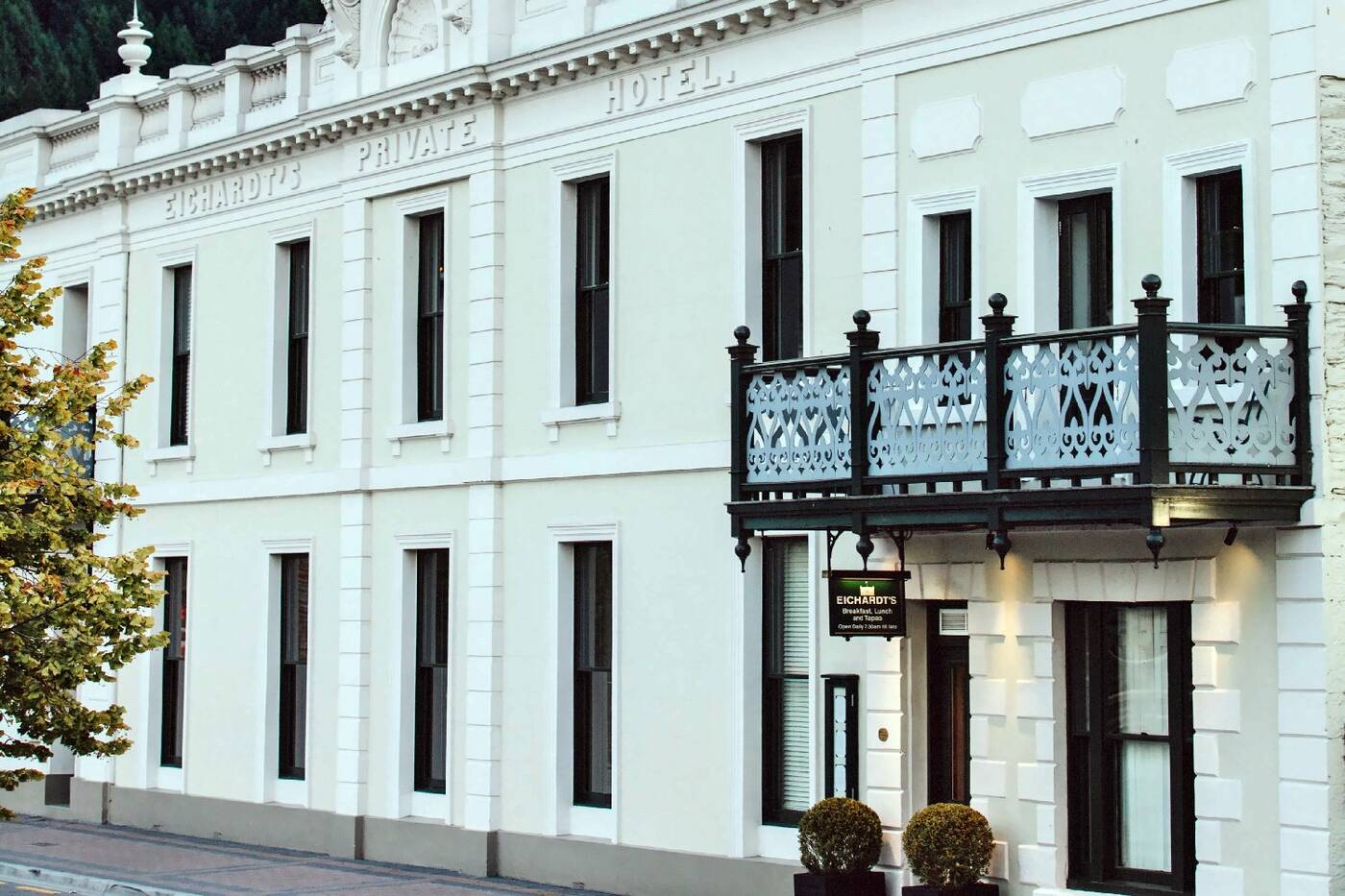 Eichardt's Private Hotel