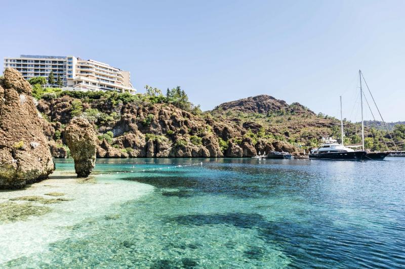 D Maris Bay