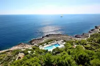 Thumbnail Grand Hotel du Cap Ferrat Four Seasons