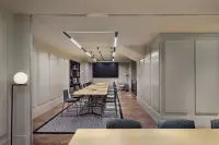 Thumbnail Kimpton St Honore Paris