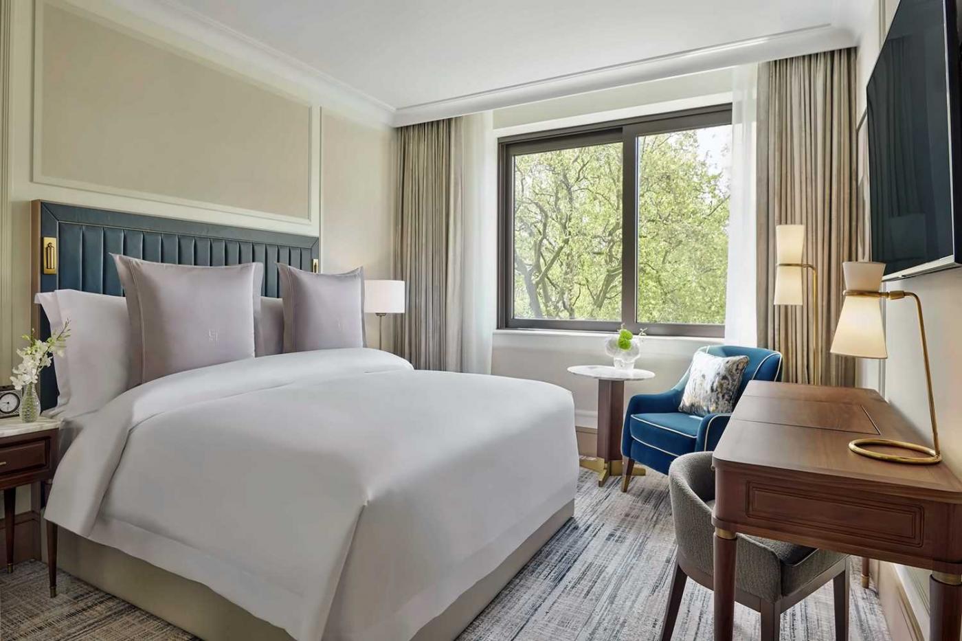 Jumeirah Carlton Tower