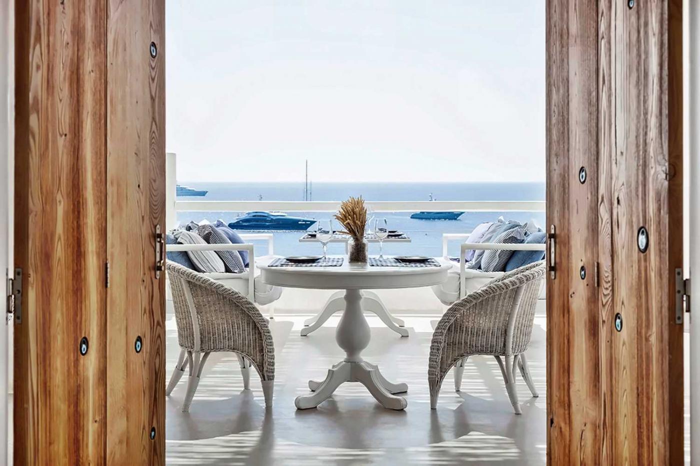 Grecotel Mykonos Blu