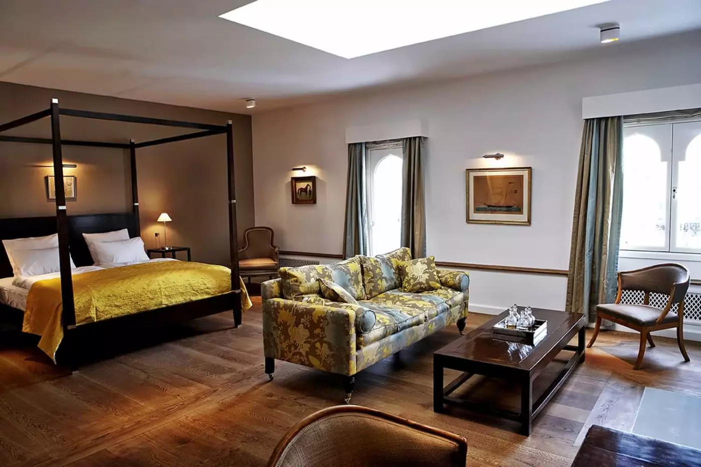 Nimb Hotel