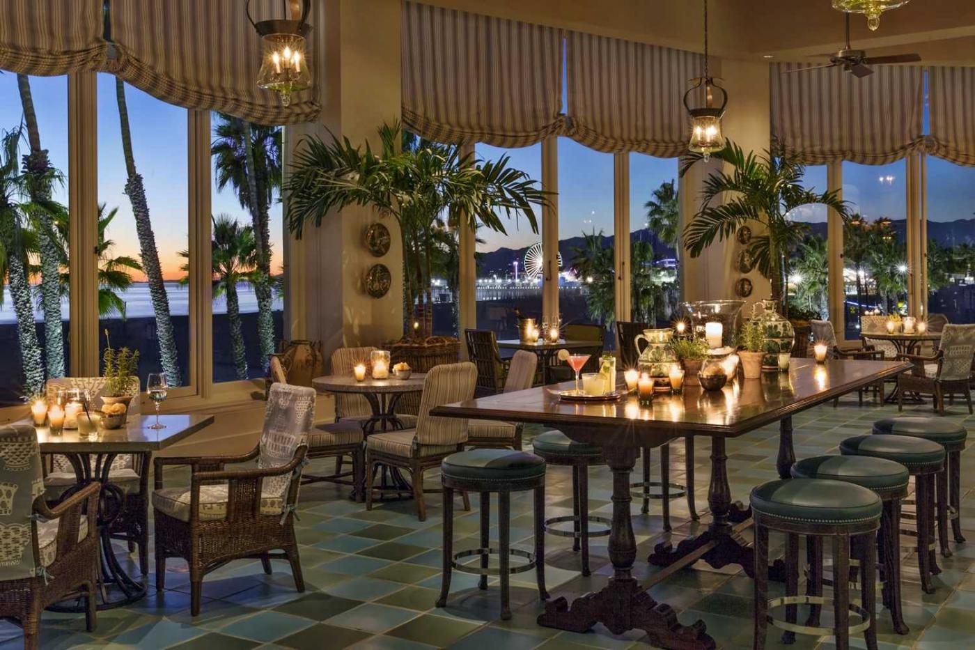 Hotel Casa del Mar