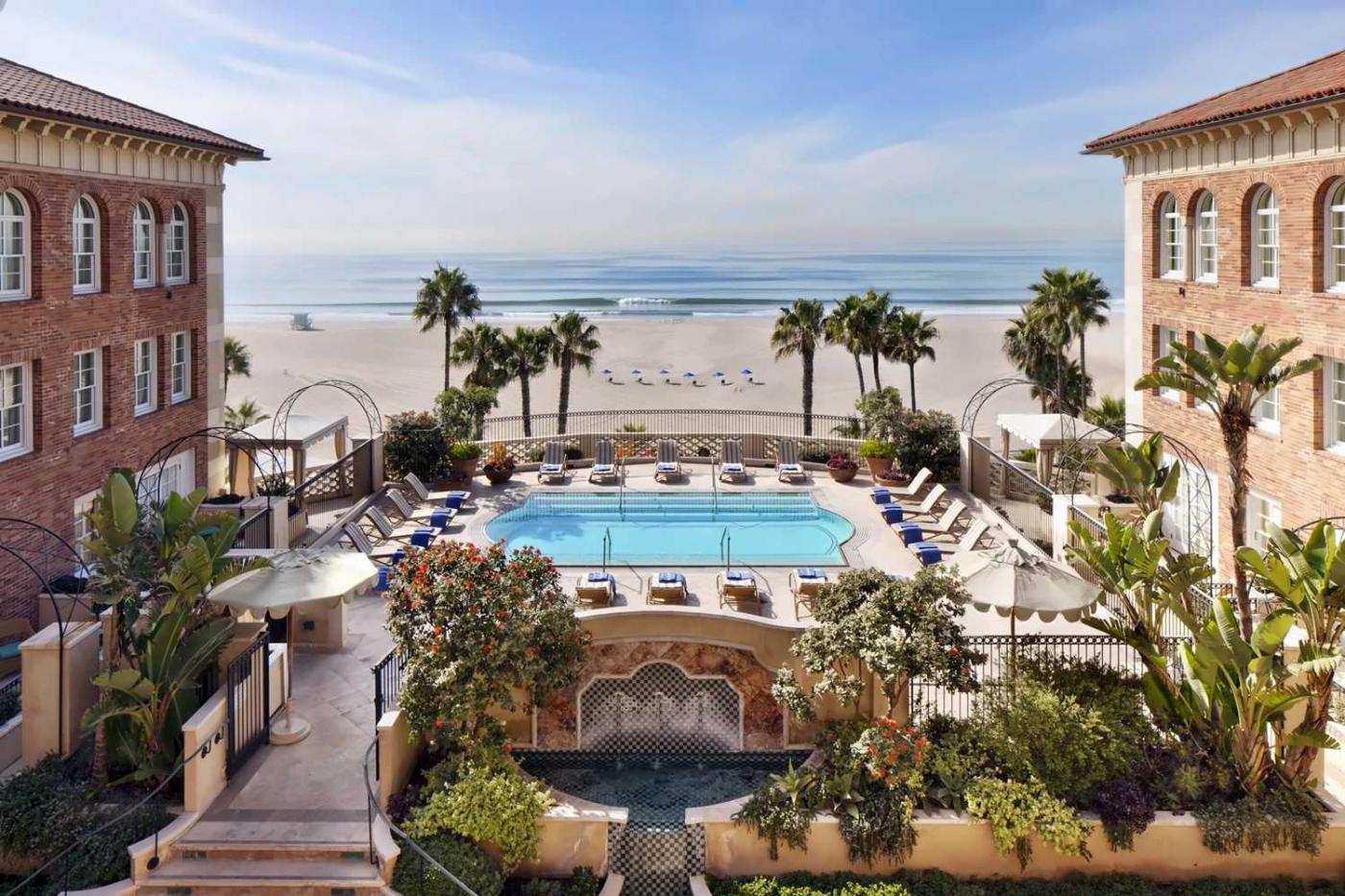 Hotel Casa del Mar