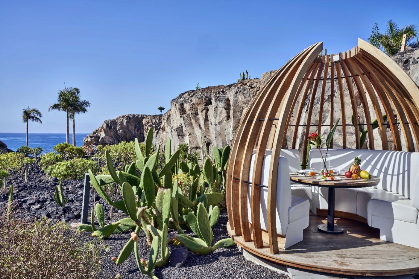 Royal Hideaway Corales Suites