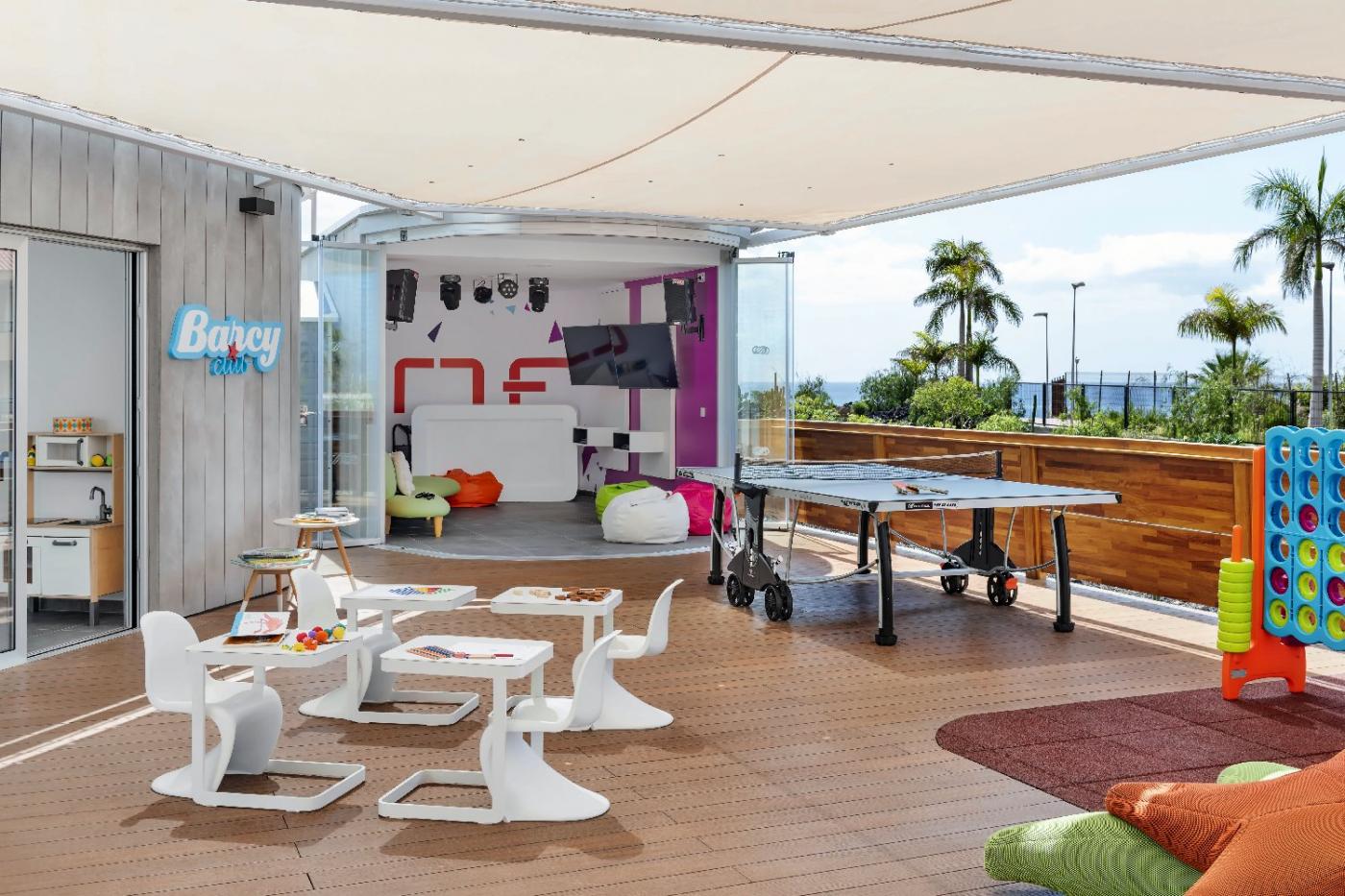 Royal Hideaway Corales Suites