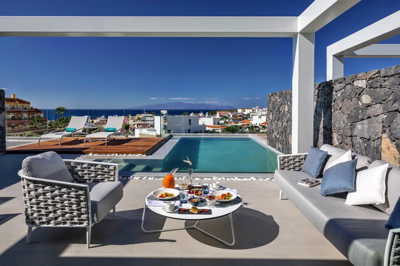 Royal Hideaway Corales Suites