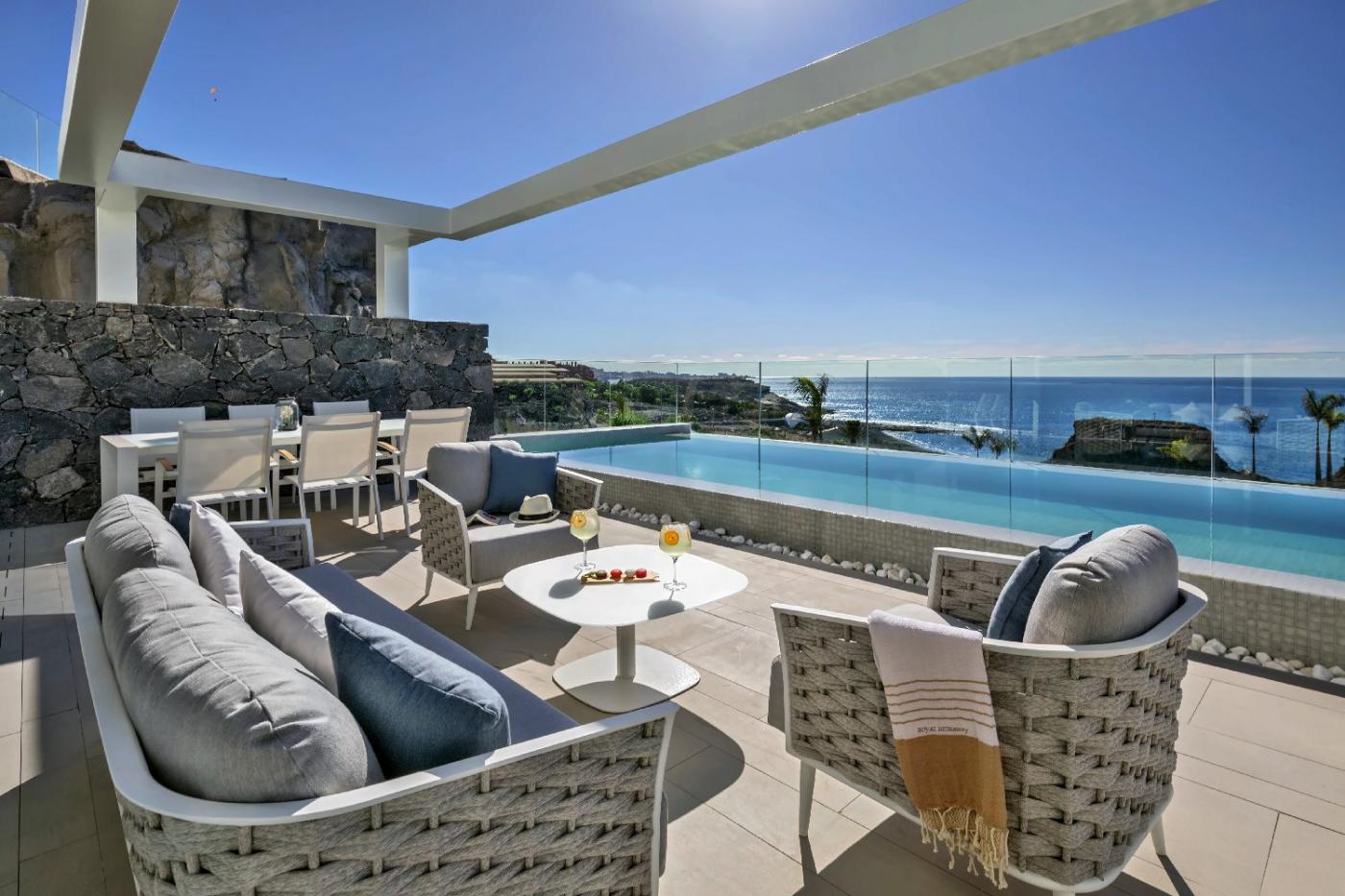 Royal Hideaway Corales Suites