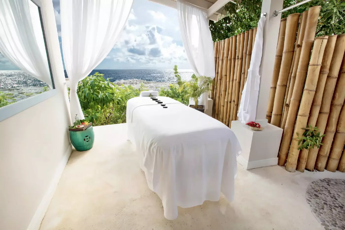 The Cliff Hotel Jamaica