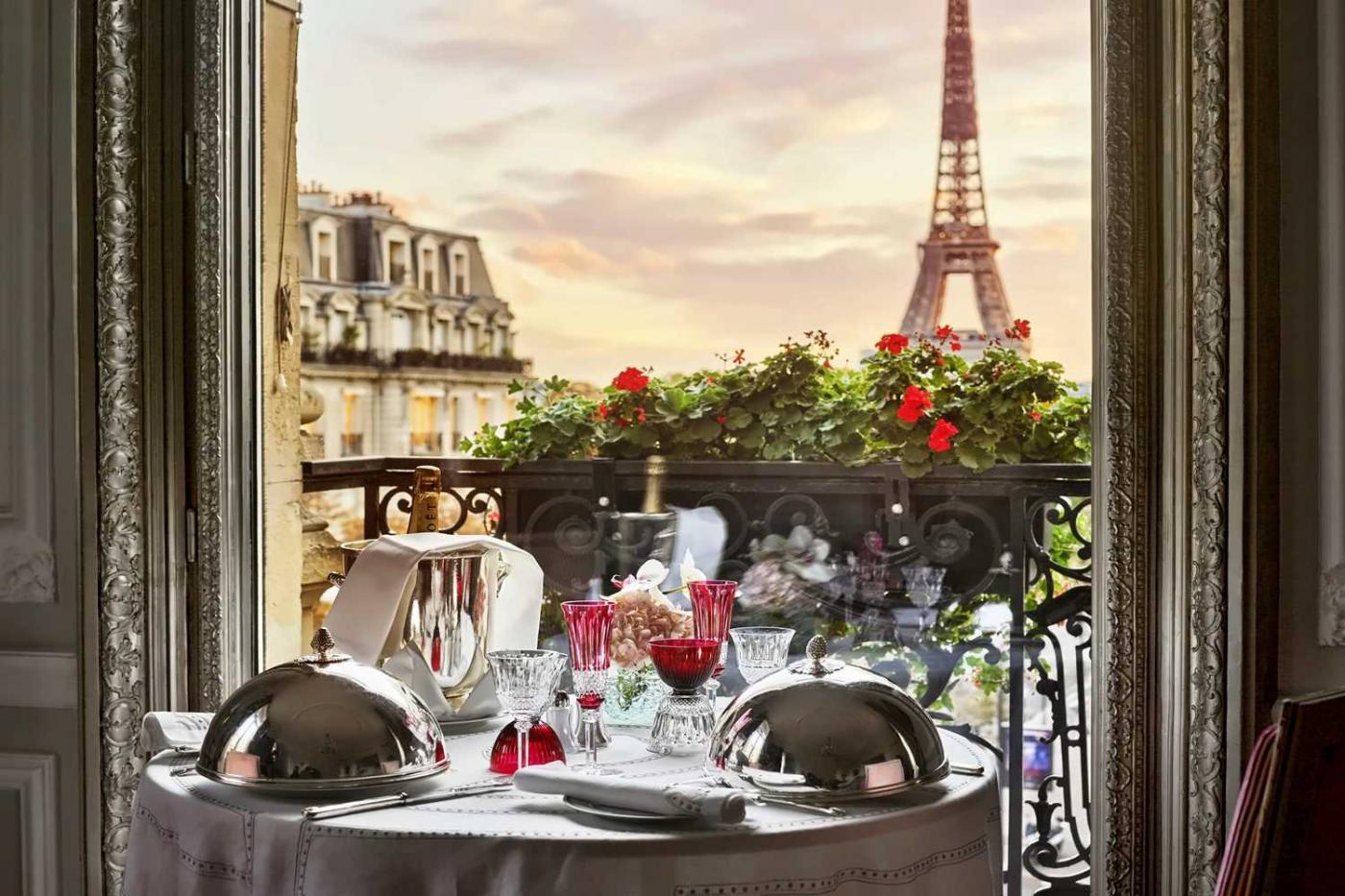 Hotel Plaza Athenee Paris