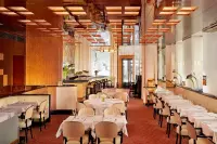 Thumbnail Hotel Plaza Athenee Paris