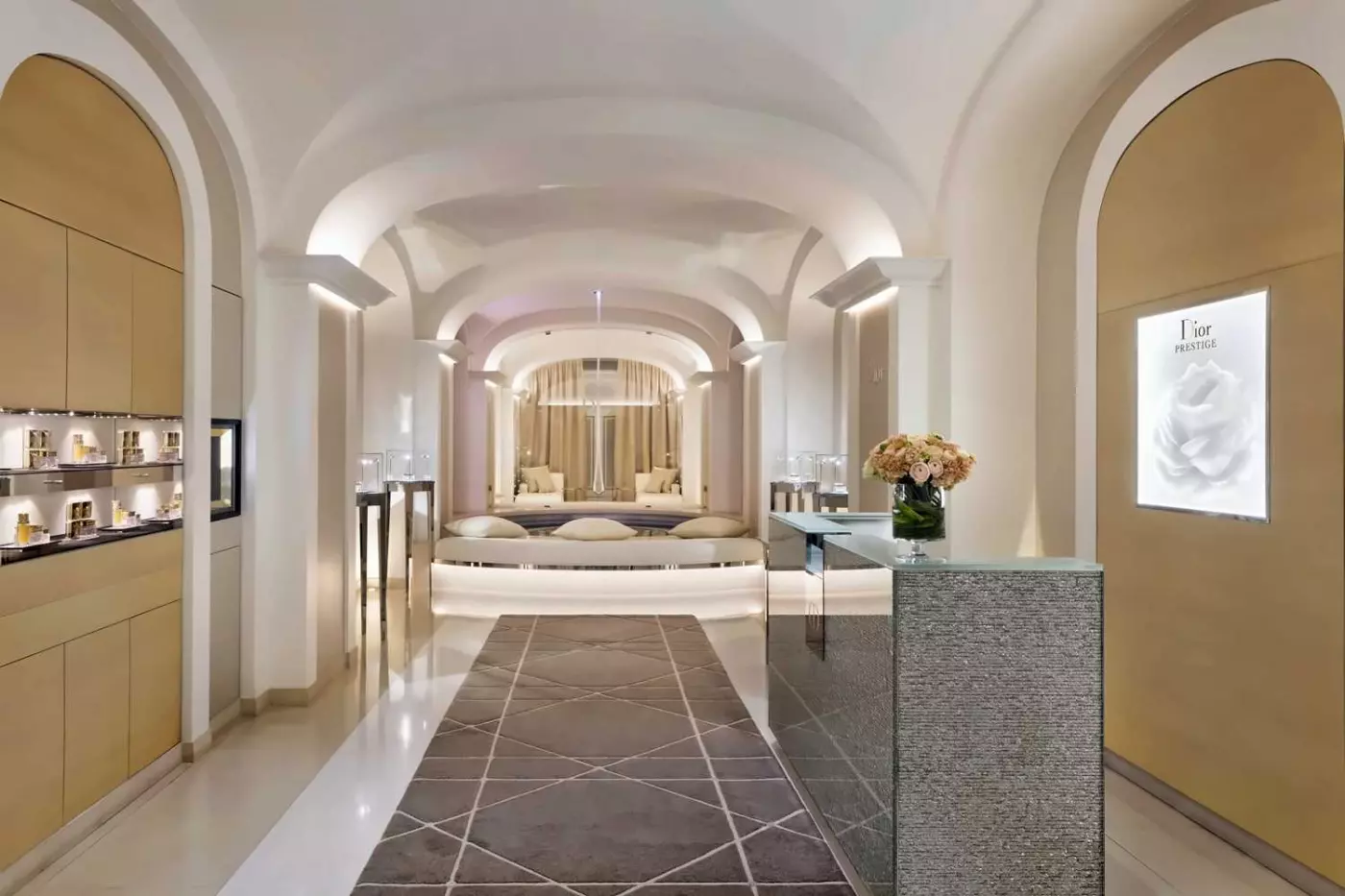 Hotel Plaza Athenee Paris