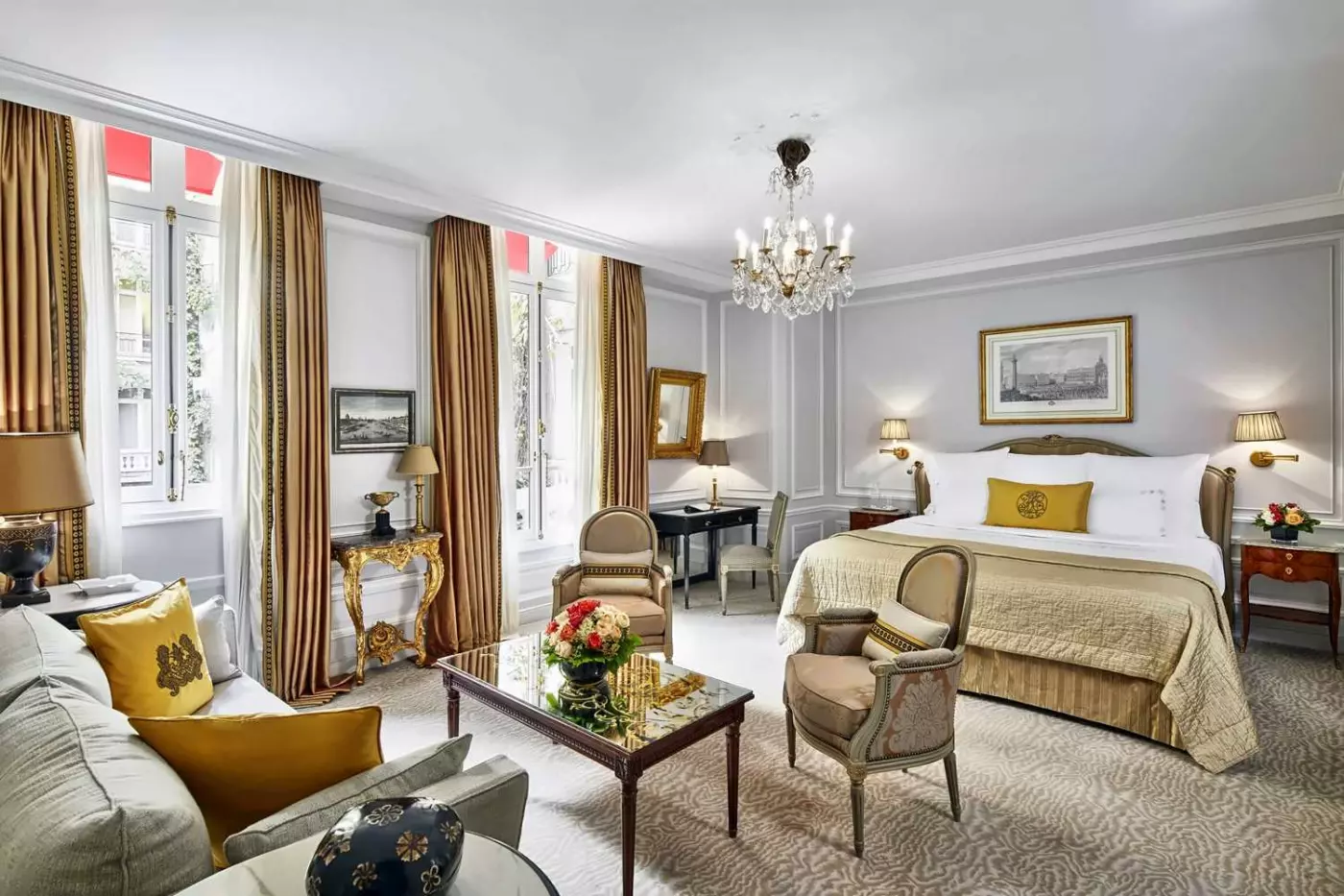 Hotel Plaza Athenee Paris