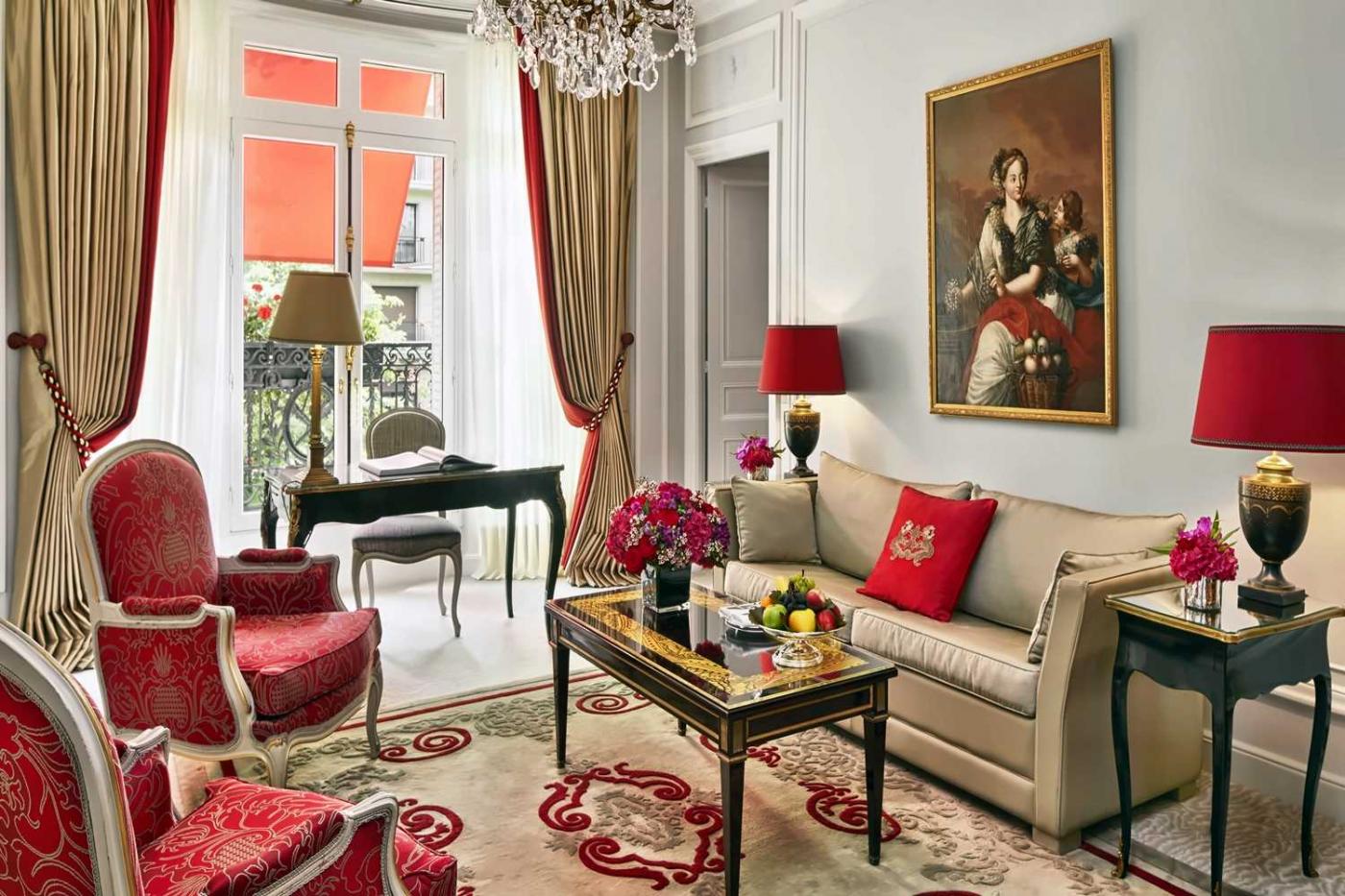 Hotel Plaza Athenee Paris