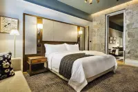 Thumbnail The Tasman Hotel