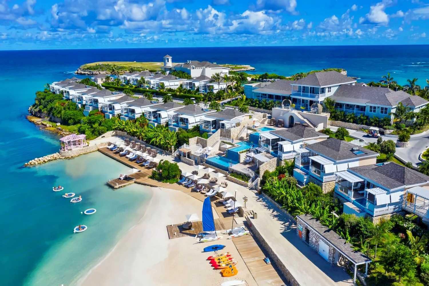 Hammock Cove Resort