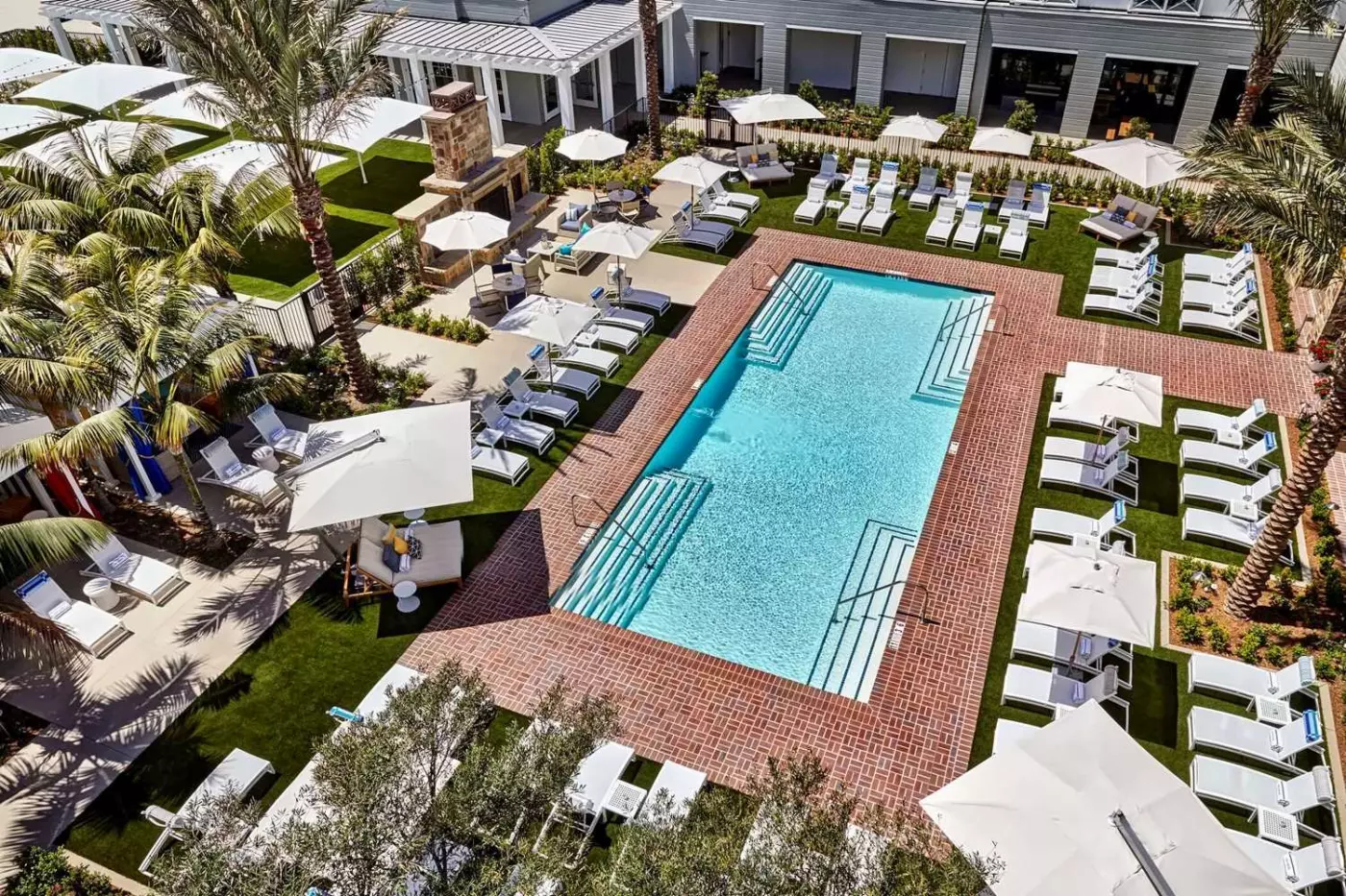 Lido House Hotel